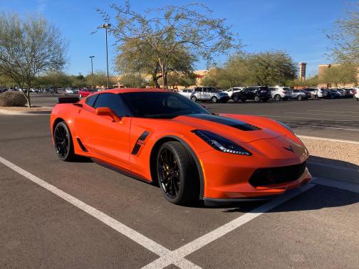 Photo 1 of 2 of 2019 Chevrolet Corvette Grand Sport